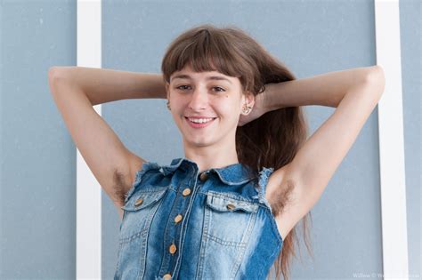 Girls With Armpit Hair .